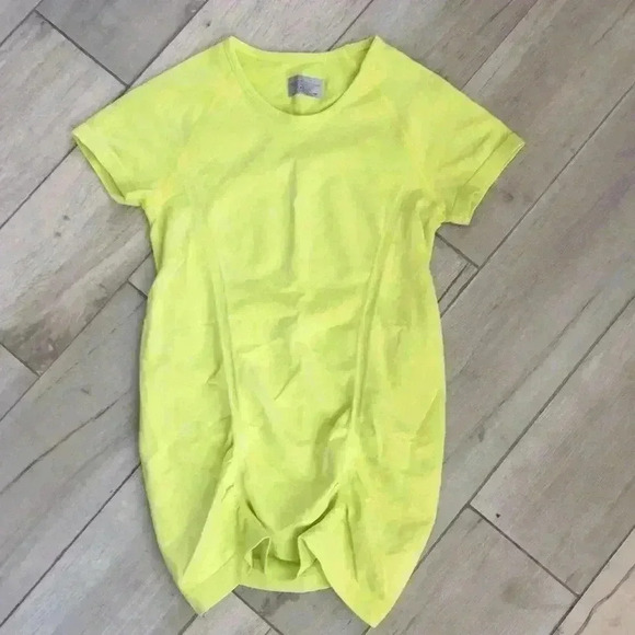 Athleta short sleeve top - Picture 1 of 5
